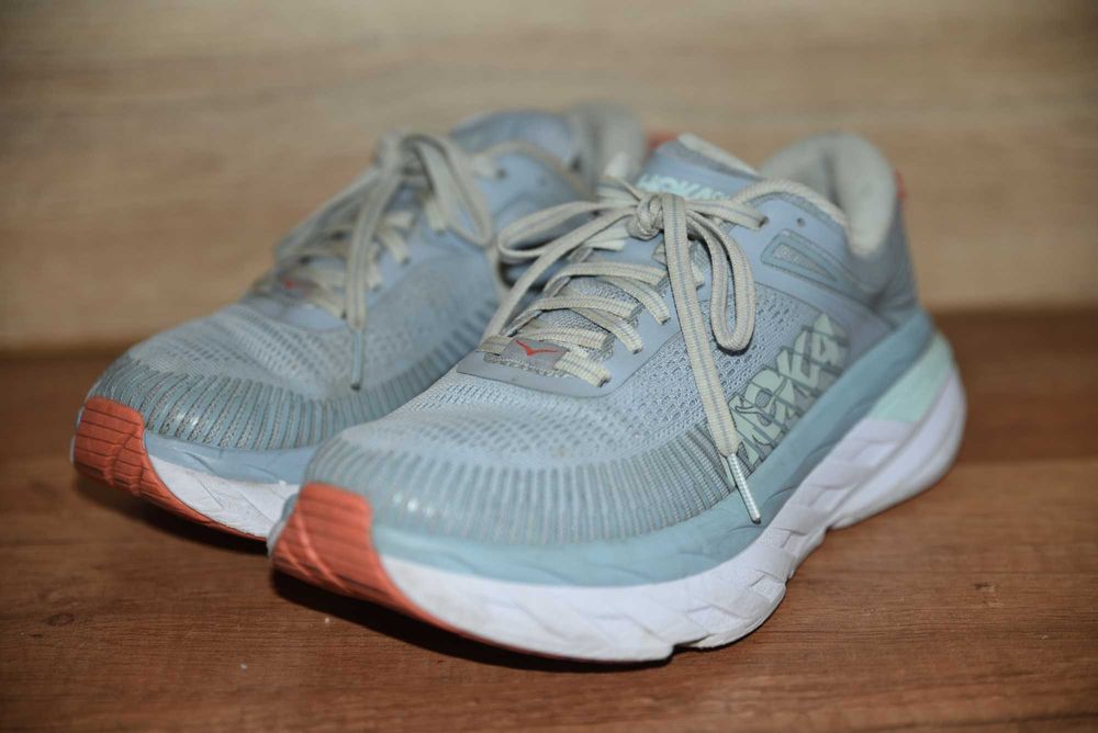 HOKA оригинални маратонки, номер 38