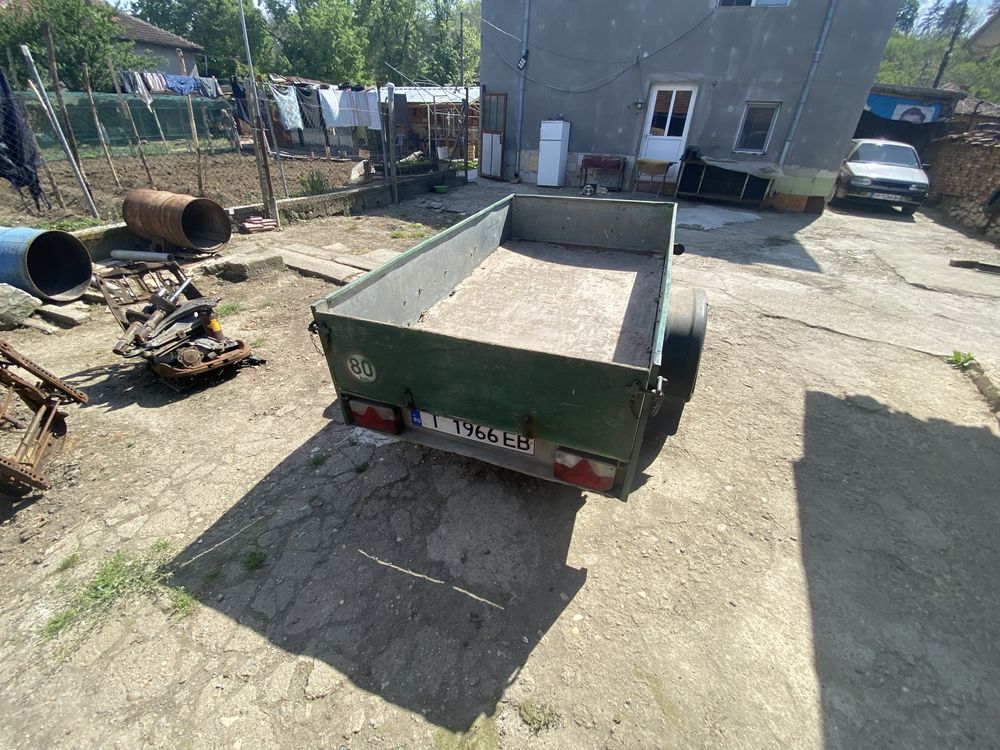 Ремарке за автомобил