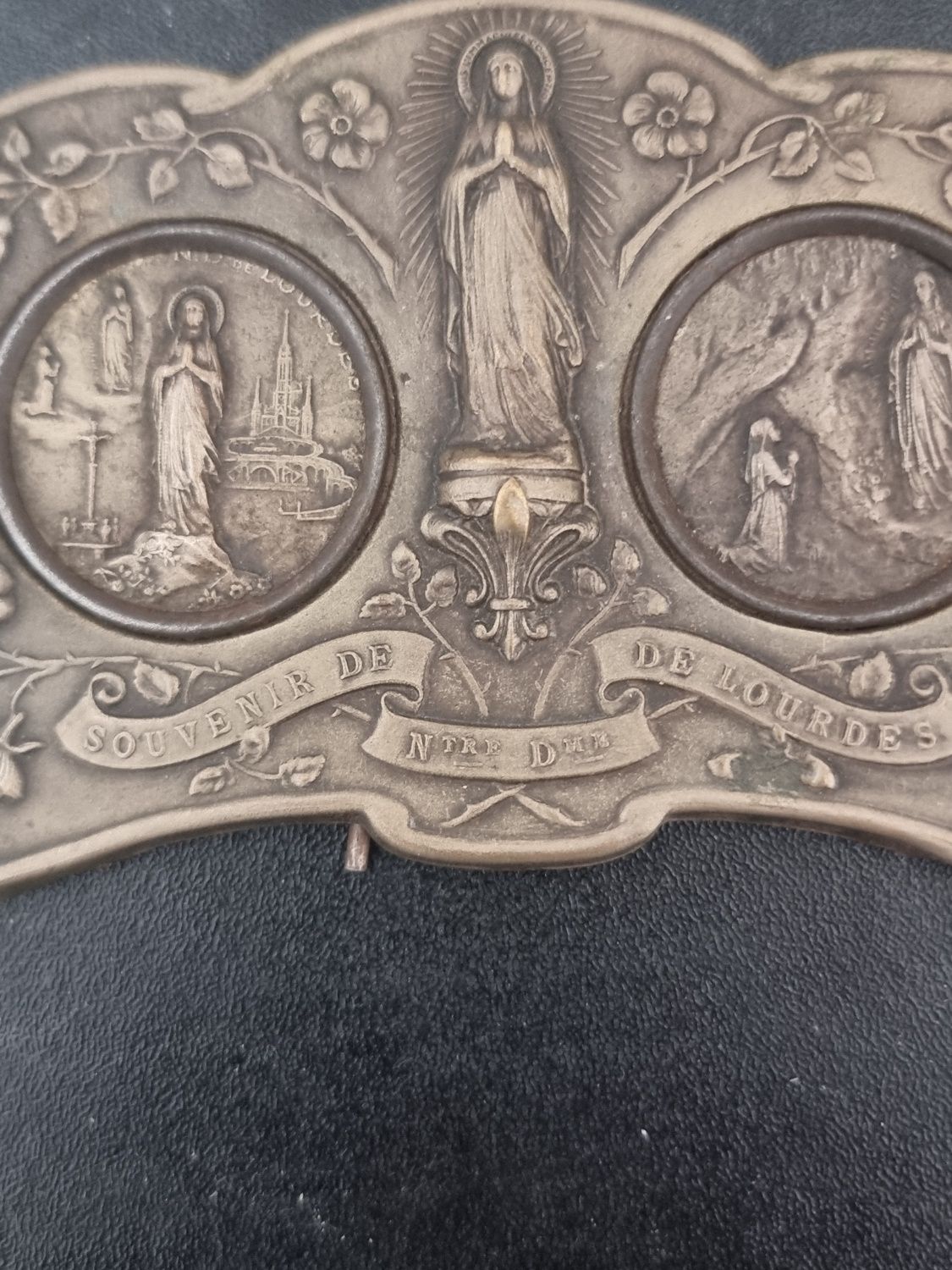 suvenir religios din Lourdes / Souvenir de Notre Dame de Lourdes