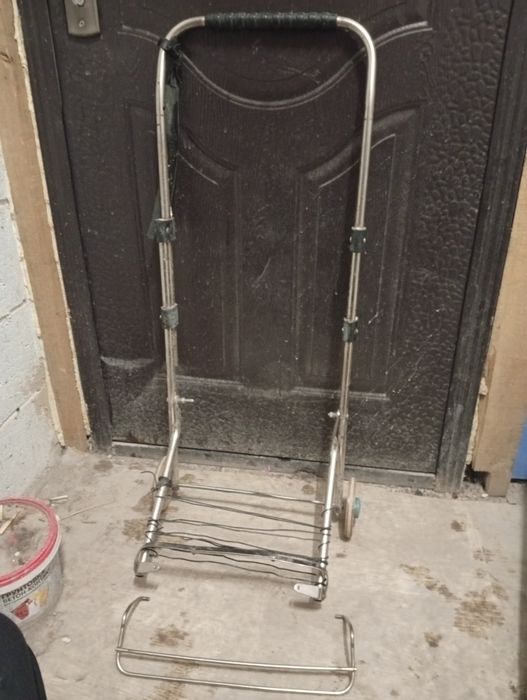 Тележка ,Шланг от малютки, щипцы