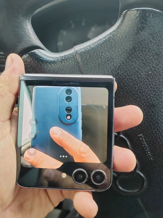 Z flip 5,5G 512 с коробкой