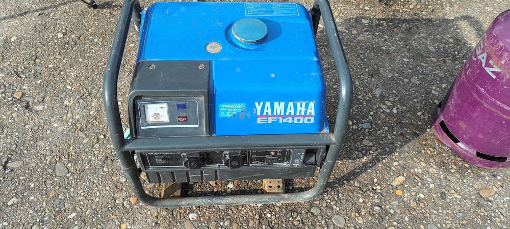 Generator curent Yamaha EF 1400 cititi descrierea