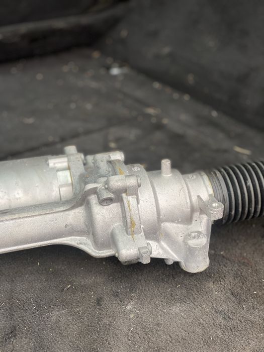 Електрическа кормилна рейка BMW M3 M4 M80 G80 G81 G82