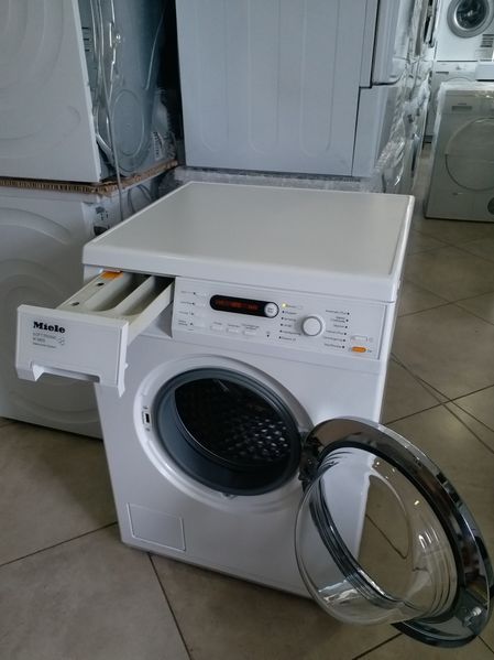 Пералня MIELE W5825 7кг Пчелна пита Внос от Германия