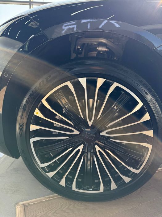 Avatr 12 Srochna skidkada Qberamza