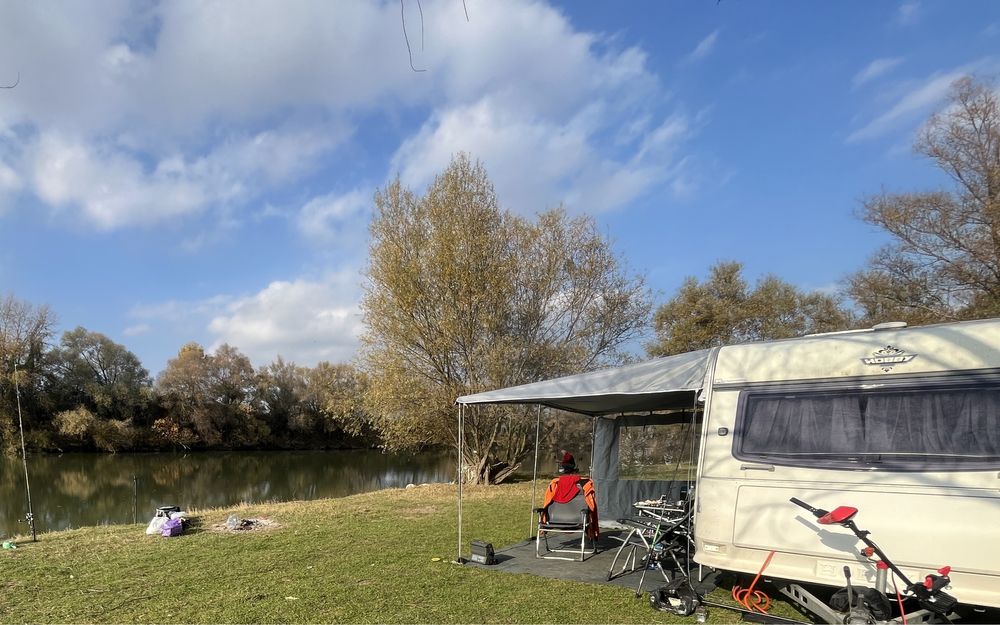 Rulota Hobby 400 - Aer conditionat , Mover