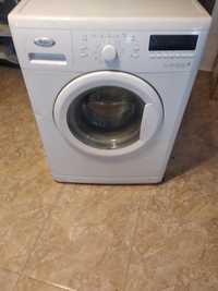 Продавам работеща пералня Whirlpool 6th Sense 7кг
На снимките се вижда