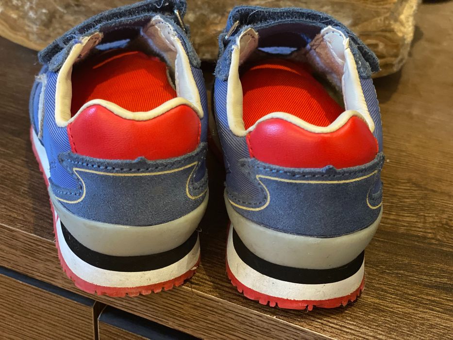 Детски пролетно-есенни обувки Guess