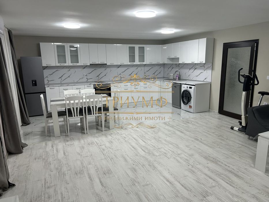 Продава се Къща в Варна, Галата - 130 кв.м за 1924 €/кв.м - Снимка #3