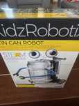 Tin Can Robot – 4M KidzRobotix (set STEM reciclabil)