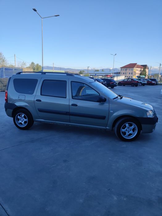 Vând Dacia Logan MCV 1.5 dci