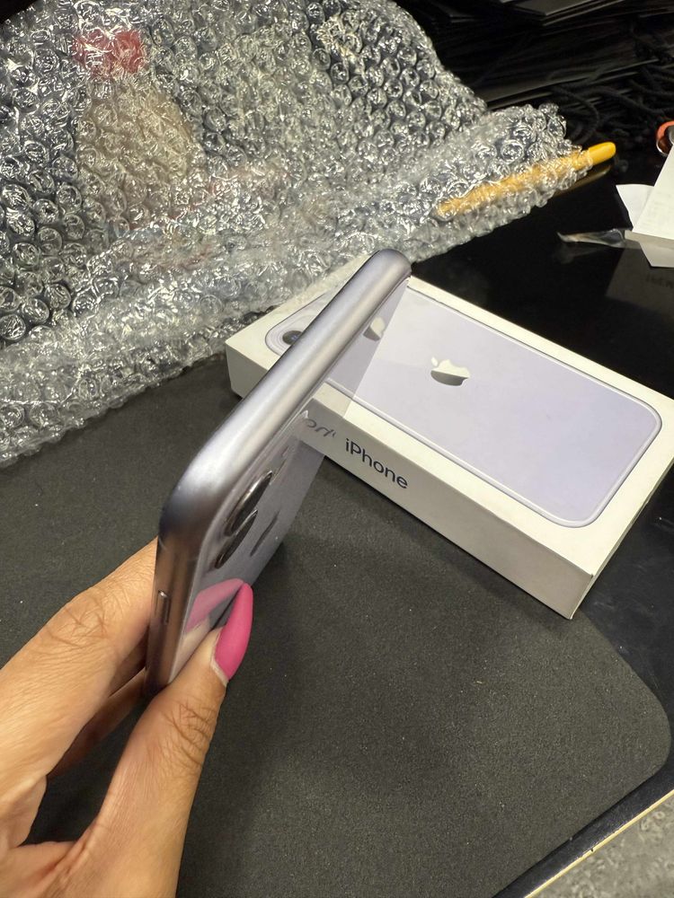 Iphone 11 128gb!