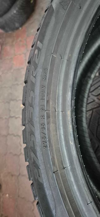 anvelope Pirelli  275/35/21 m&s iarna