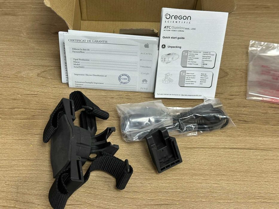 Camera Video Sport Oregon Scientific ATC Chameleon cu dubla lentila HD