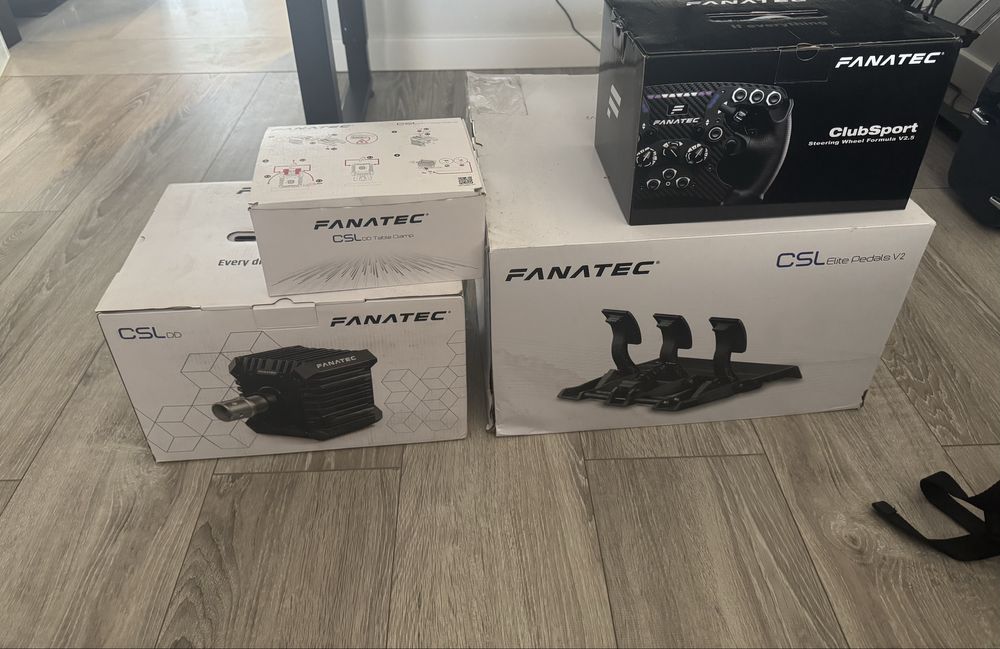 Fanatec CSL DD 8NM + Formula 2.5 Steering Wheel + CSL Elite Pedals V2