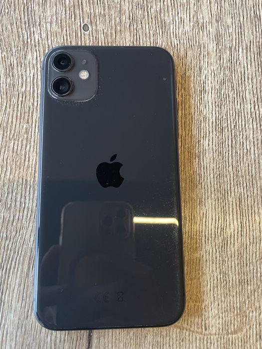 Vând iphone 11,aproape nou