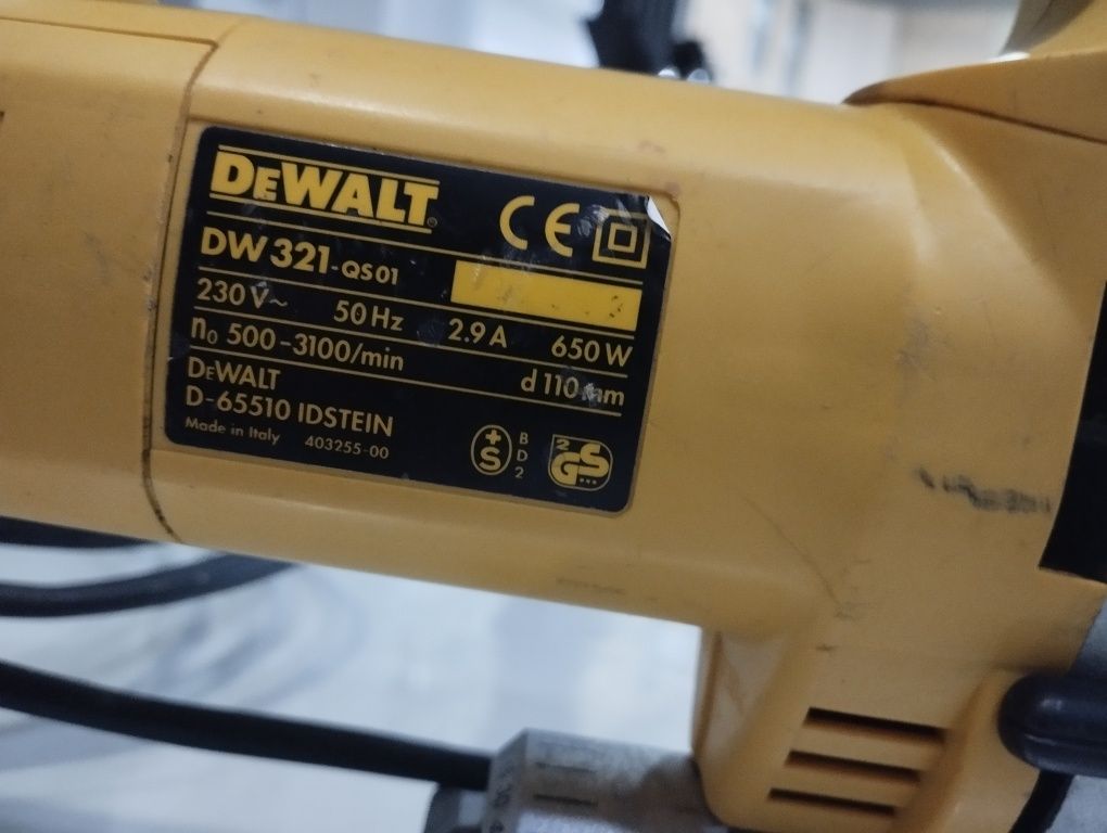 Прободен трион DeWalt DW321 -qs01