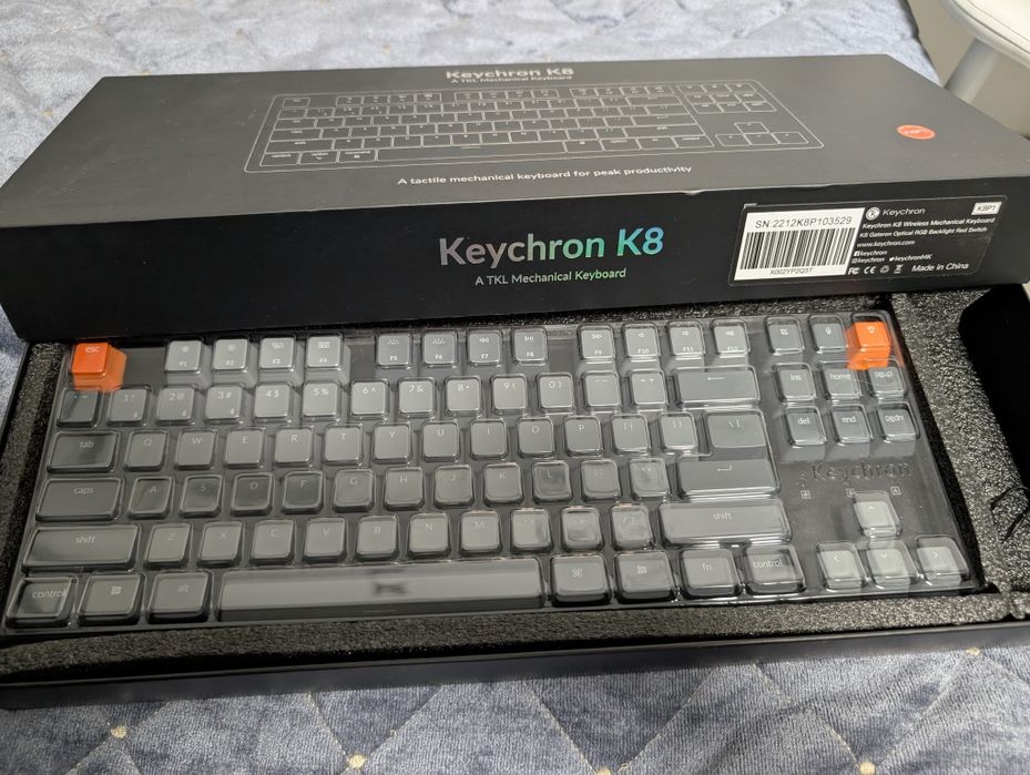 Keychron K8. Механическая клавиатура