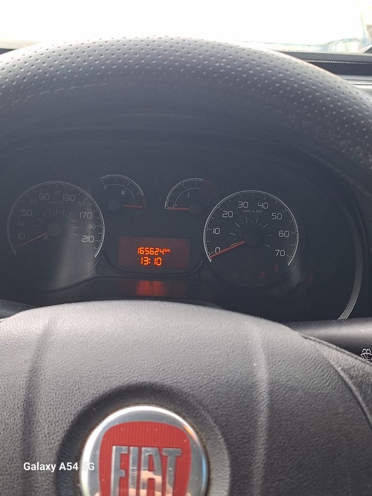 Vand sau schimb Fiat Doblo, cu masina marfa cu 5 locuri