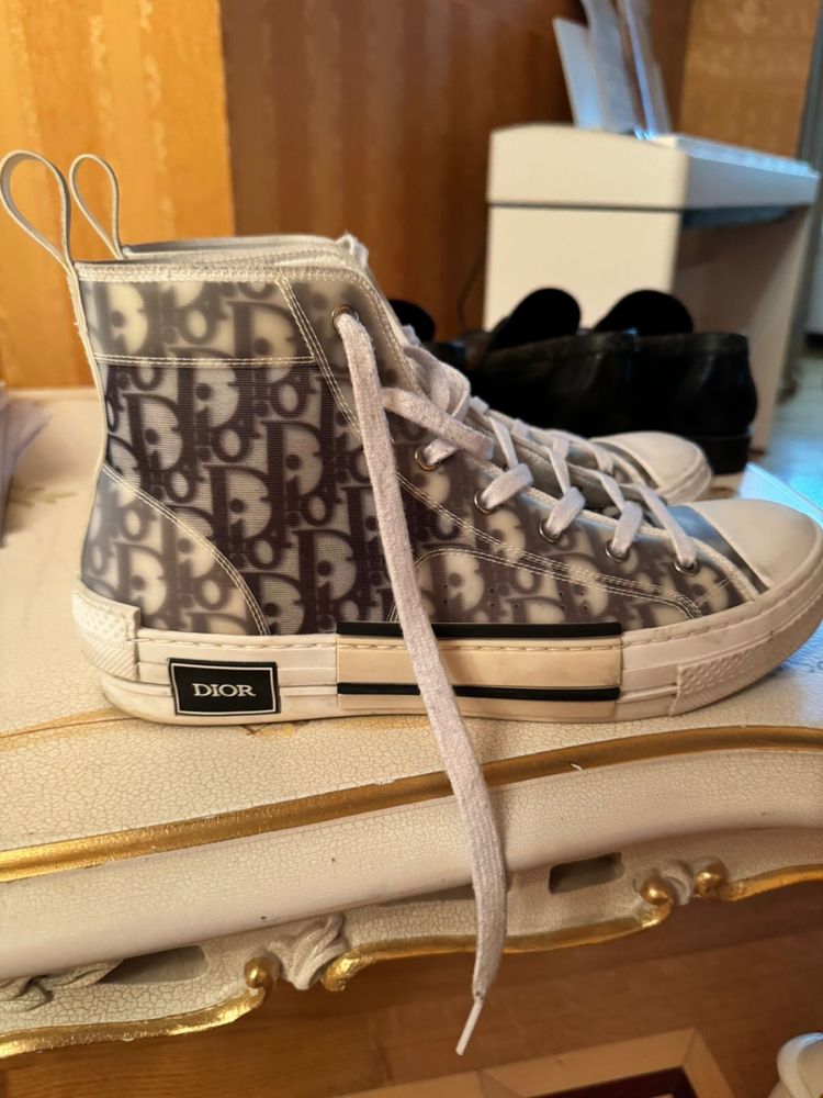 B23 Dior High top кроссовки в идеальном состоянии