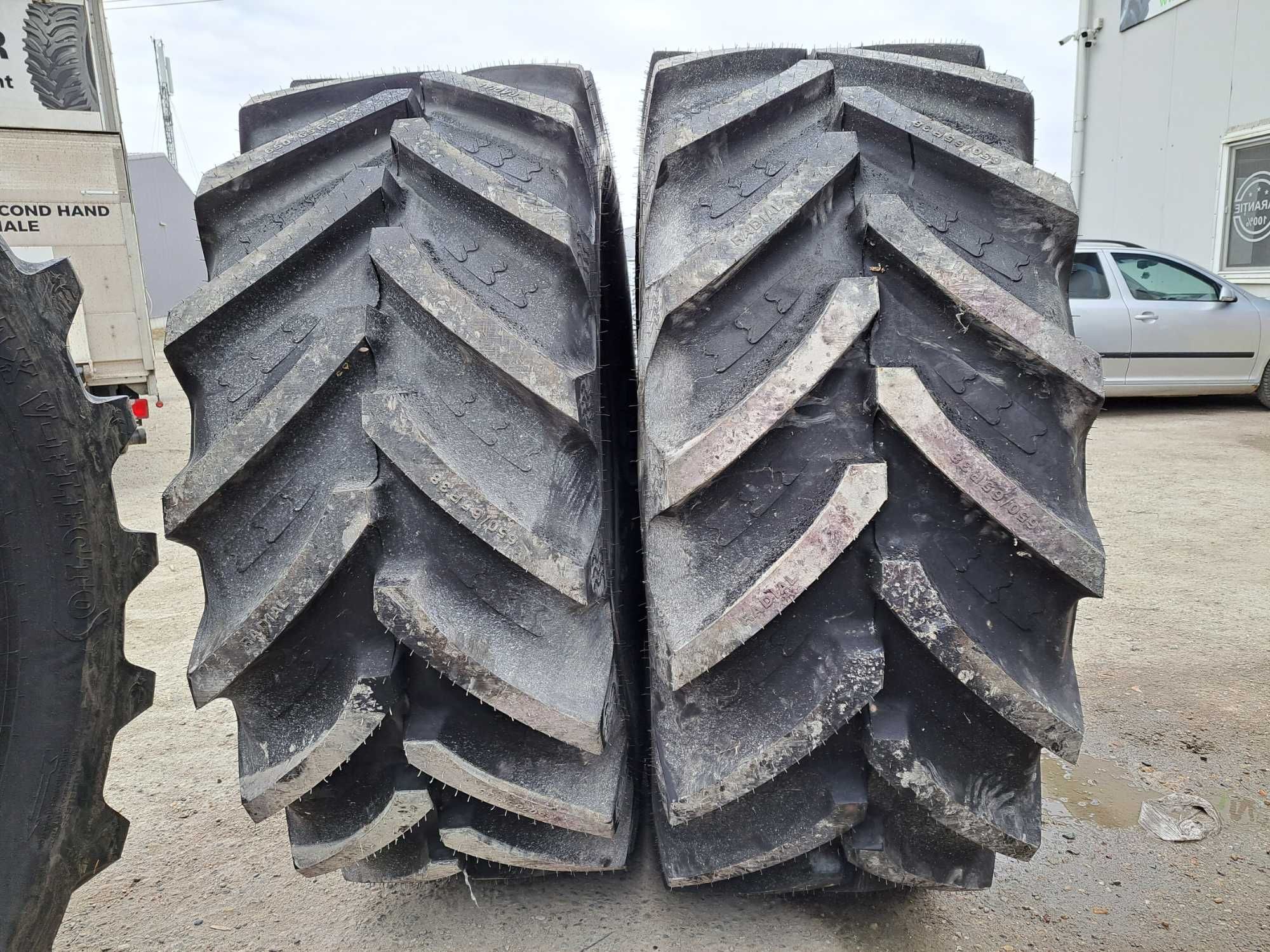 Anvelope noi tractor spate CASE, FENDT 650/65R38 marca BKT AGRIMAX