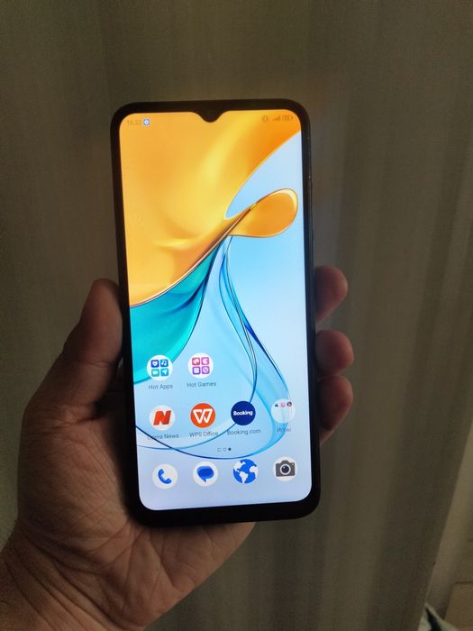 Продам Zte Blade v50 16/128gb