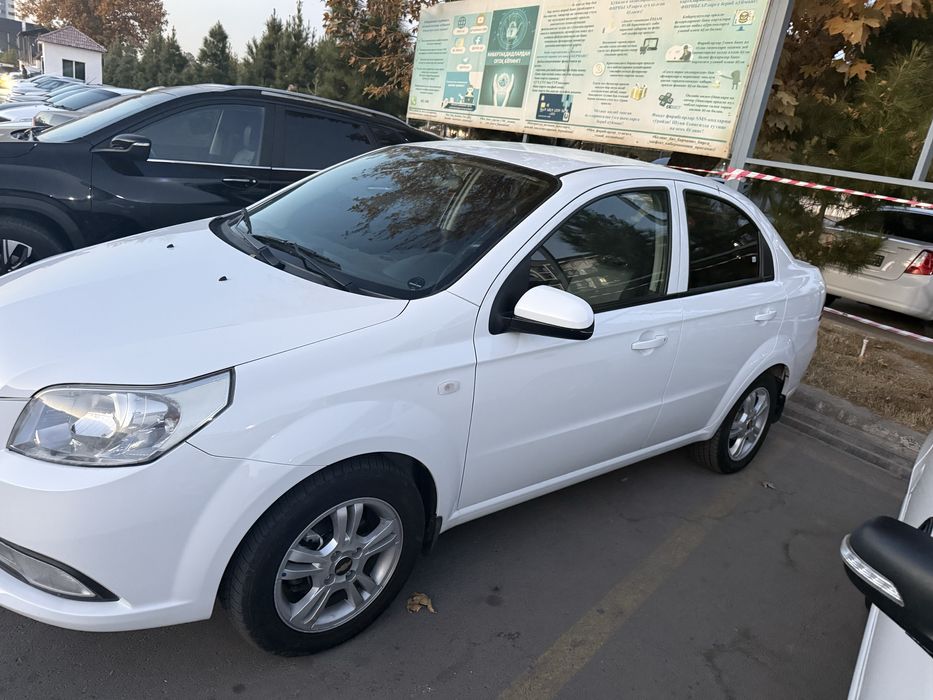 Nexia 3 avtomat kraskasi yoq toza