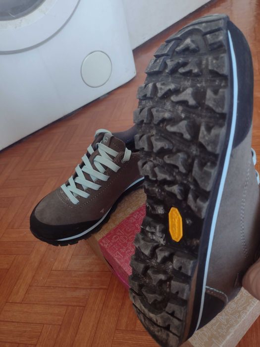 Обувки CMP waterproof 39 номер