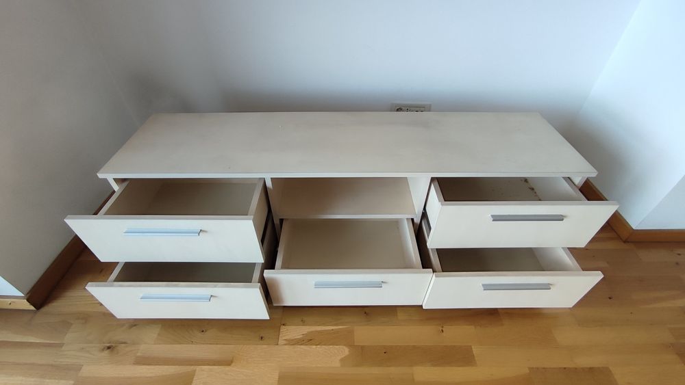 Vând comodă tv 152*45*38