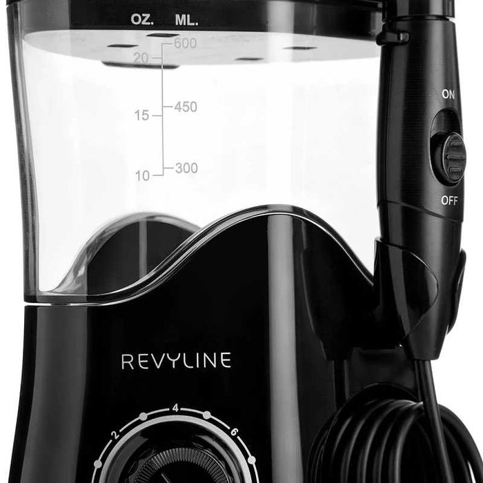 Зъбен душ Revyline RL 100 Black , орален иригатор за цялото семейство