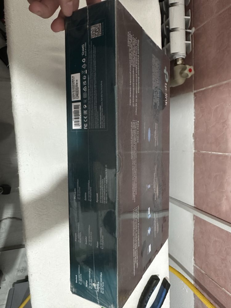 Коммутатор TP-LINK TL-SG1024D