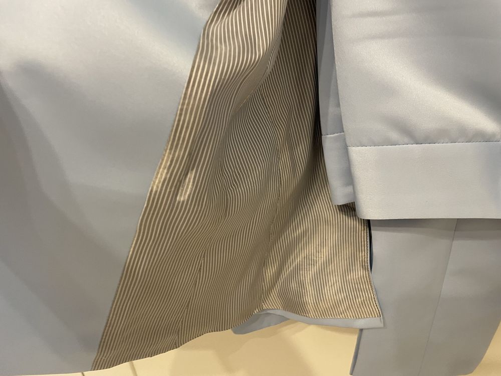Costum dama, din tafta cu pantaloni tip pană- nou.