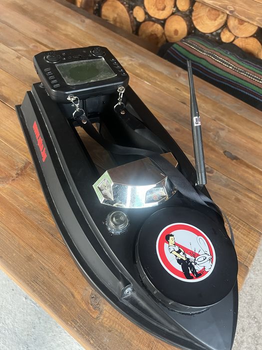 Лодка Flytec V030 с GPS