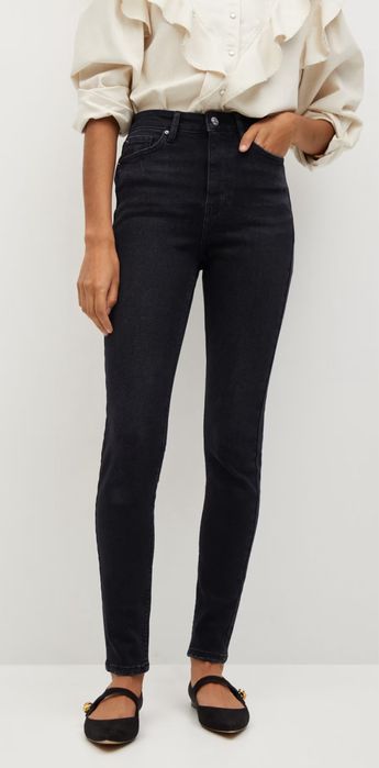 Дънки с висока талия от Манго