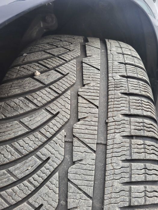 245/45/18 зимни Michelin PILOT ALPIN PA4 RFT