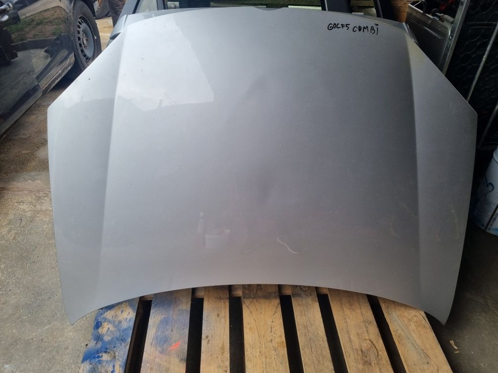 Vând capotă VW golf5 combi