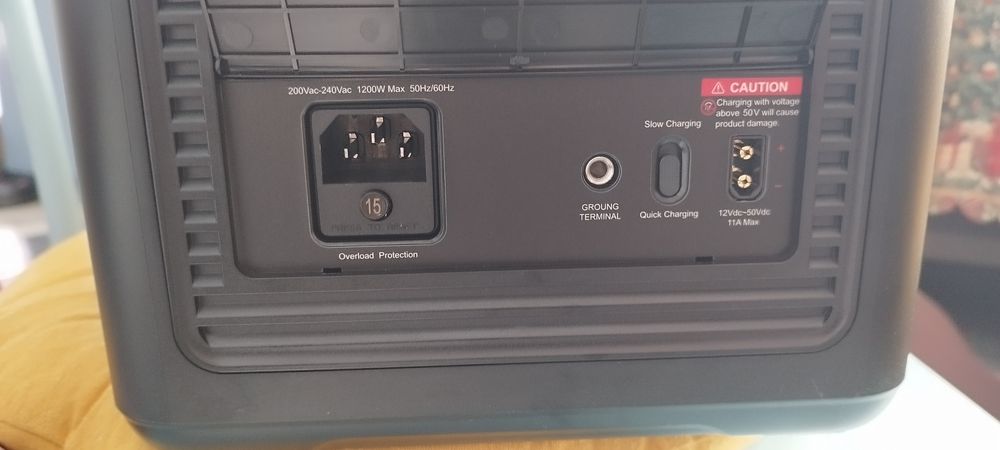 OUKITEL Преносима захранваща станция power station