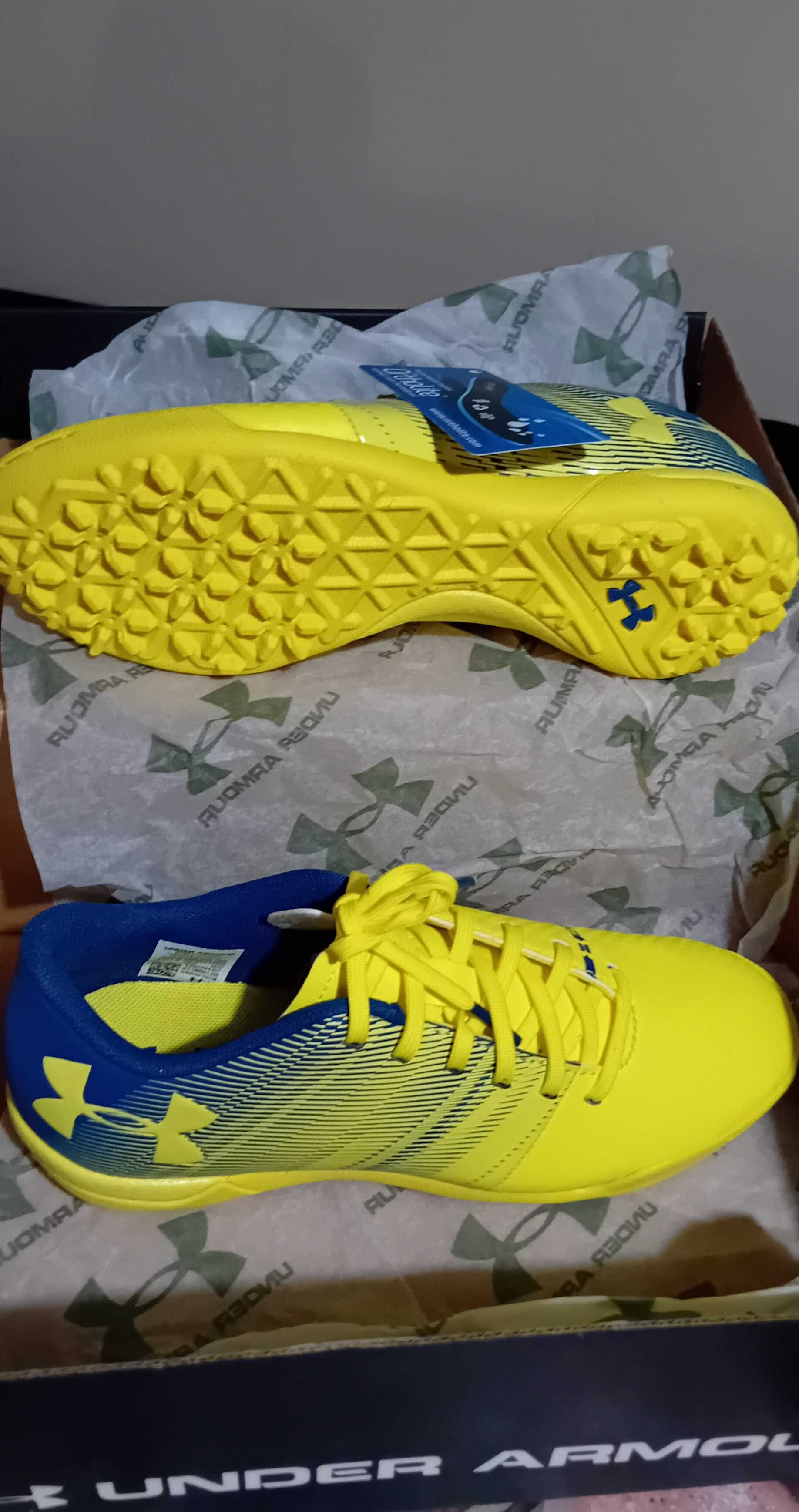 Футболни обувки (стоножки) Under Armour размер 34,5/20 cm