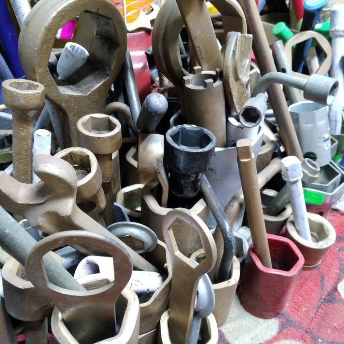 Ключи торцовые и накибные