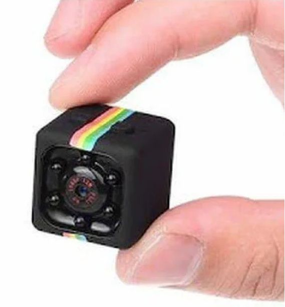 Vând camera de supraveghere video mica