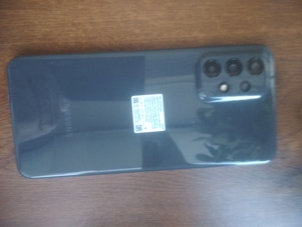 Продам Самсунг а23,в отличном состоянии,