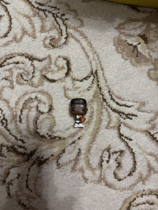 Фигурки от яйца киндер Harry Potter и Stranger things