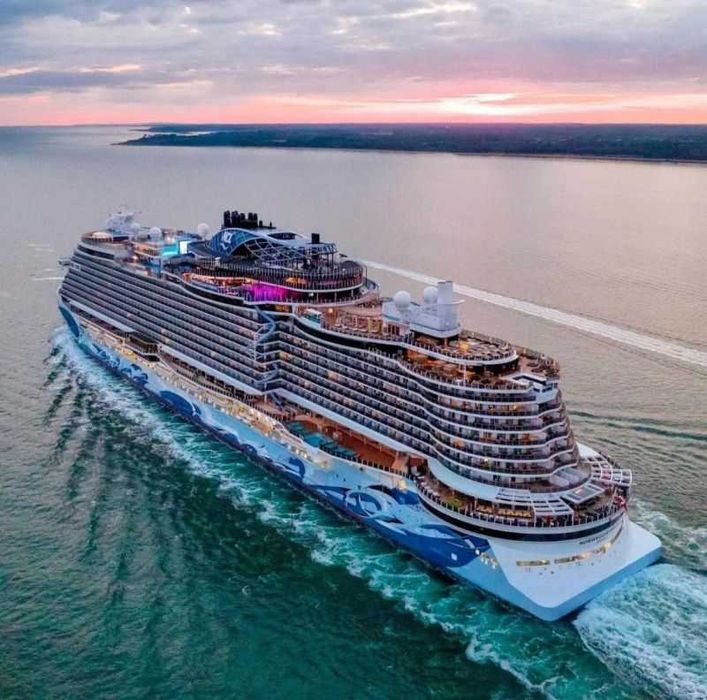 AQSHga sayohat vizasini olishga shoshiling.