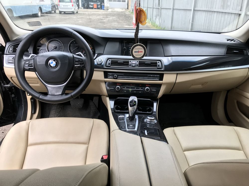 BMW 520i, Benzina , an fabricatie 2013,