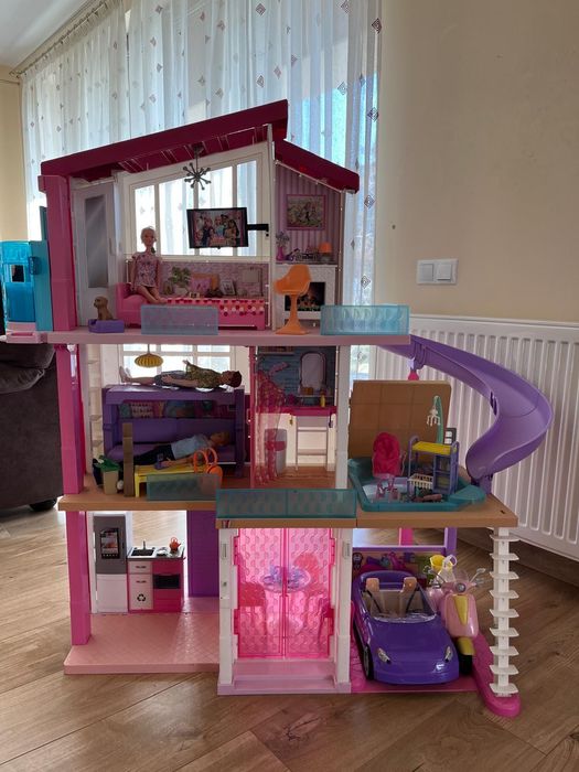 Casa Barbie - Dream House