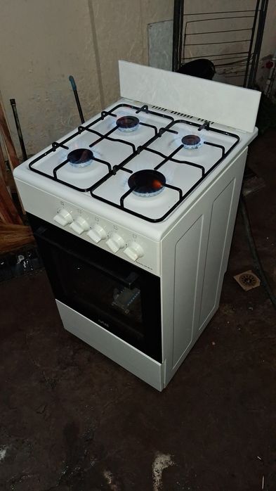 Срочно продаётся газ плита Греция