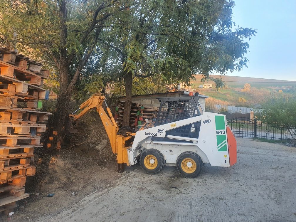 Vand brat pentru bobcat 550 kg