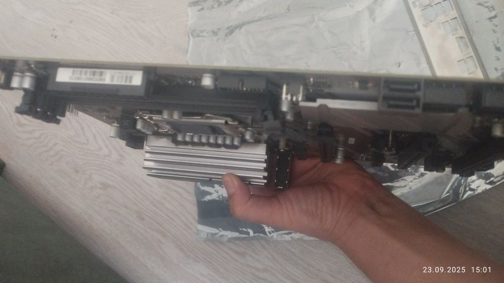 Материнская плата Z390