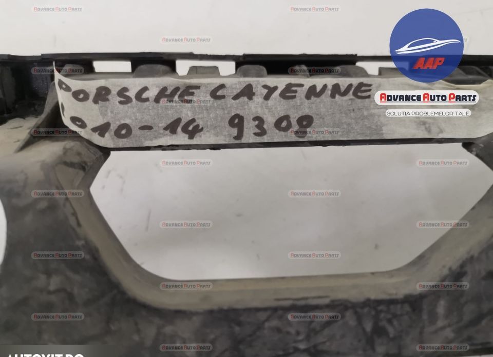 Оригинална централна решетка в добро състояние Порше Каен / Porsche Ca