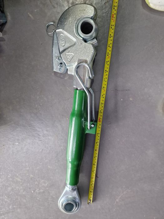 Tirant central tractor john deere catg 3 preț 950 lei se poate trimite